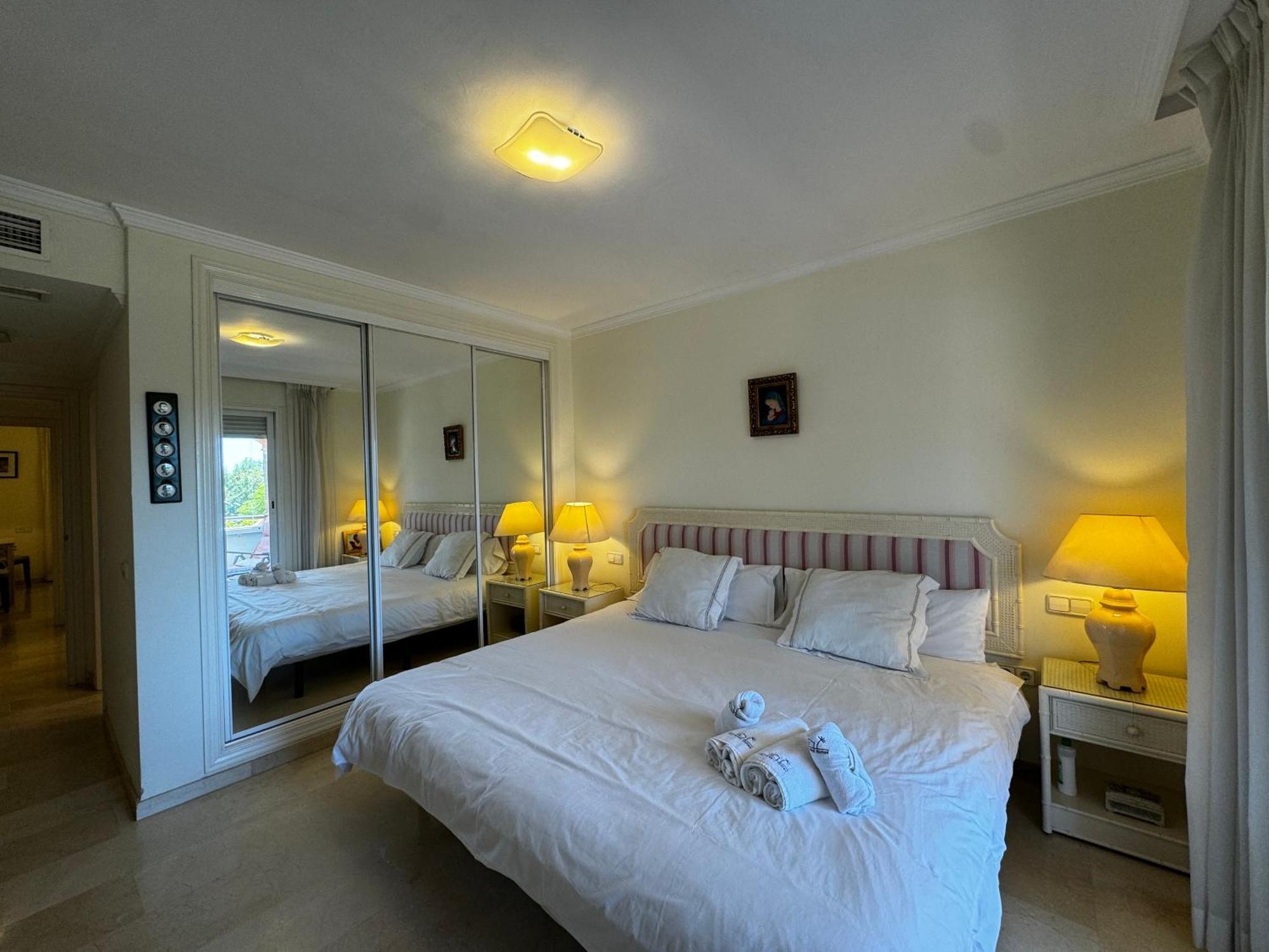 Los Infantados Golden Mile - Eaw Homes Apartment