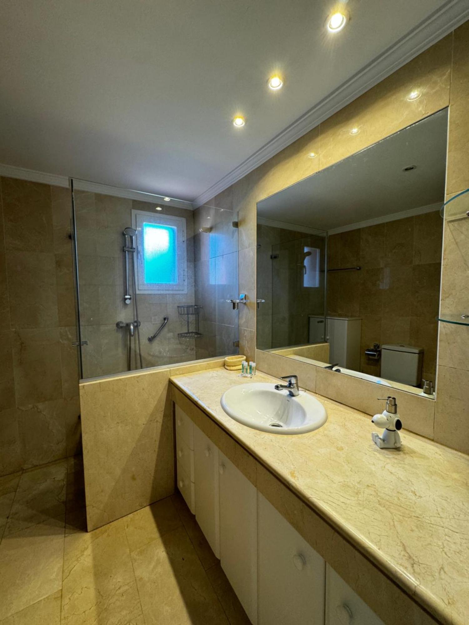 Los Infantados Golden Mile - Eaw Homes * Marbella